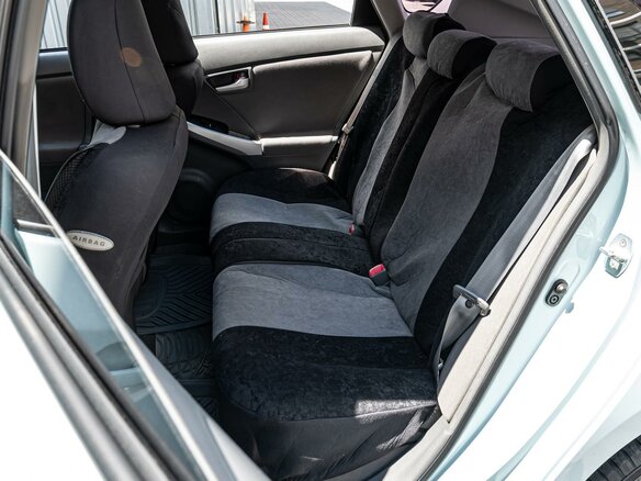 2011 Toyota Prius III (XW30), зелёный - вид 6
