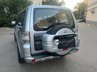 2011 Mitsubishi Pajero IV, серебристый, 1850000 рублей, вид 2