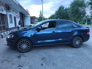 2013 Volkswagen Polo V, синий, 650000 рублей, вид 4