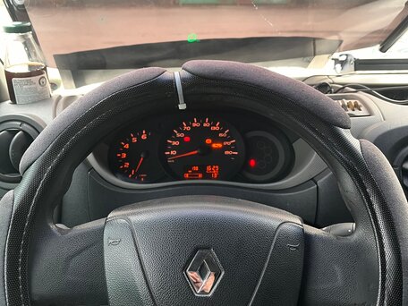 2011 Renault Master, белый, 1490000 рублей, вид 4