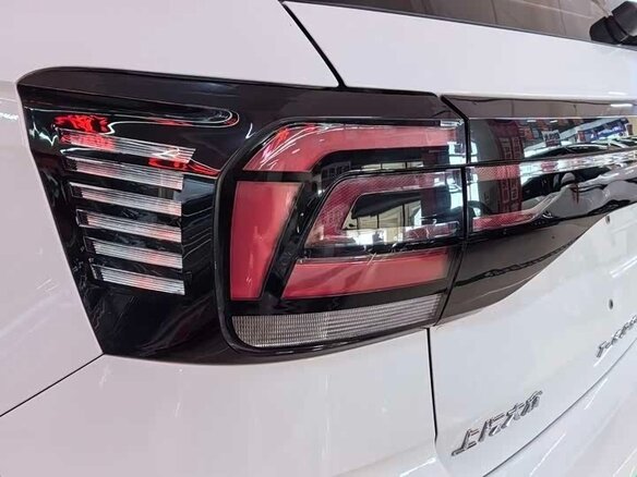 2021 Volkswagen T-Cross I (China Market), белый, 1600000 рублей - вид 13