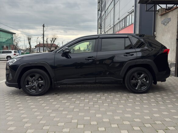2022 Toyota RAV4 V (XA50), чёрный, 3250000 рублей - вид 5