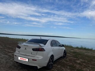 2011 Mitsubishi Lancer X Рестайлинг, белый, 620000 рублей, вид 4