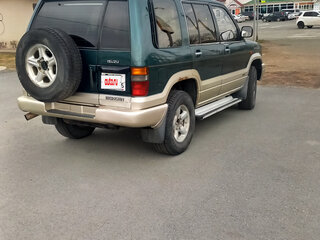 1991 Isuzu Bighorn II, зелёный, 700000 рублей, вид 3