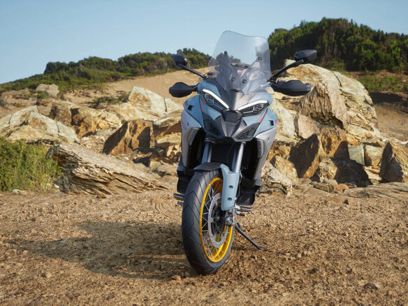 2026 Ducati Multistrada V4, зелёный, 3475000 рублей - вид 13
