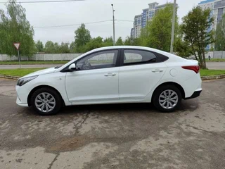 2020 Hyundai Solaris II, белый, 1180000 рублей, вид 3