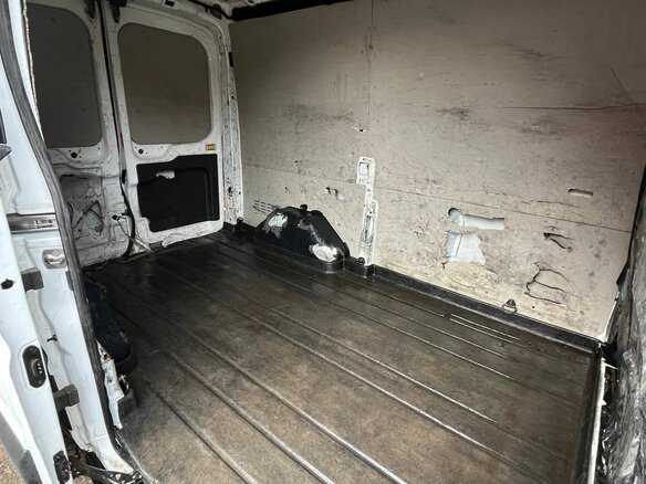 2021 Ford Transit, белый, 1719000 рублей - вид 6