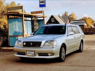 2001 Toyota Crown XI (S170), серебристый, 2000000 рублей, вид 1