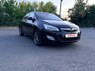 2010 Opel Astra J, чёрный, 600000 рублей, вид 3