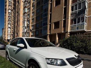 2016 Skoda Octavia III (A7), белый, 1550000 рублей, вид 4