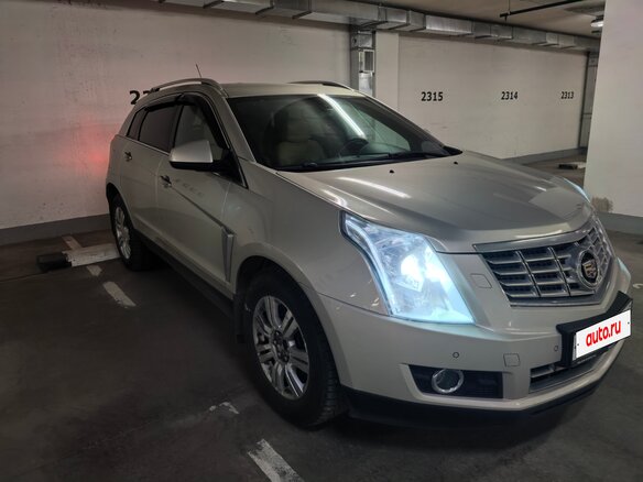 2014 Cadillac SRX II Рестайлинг, золотистый, 1460000 рублей - вид 3