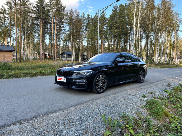 2018 BMW 5 серии 530i xDrive VII (G30/G31/G38), чёрный, 4000000 рублей - вид 2