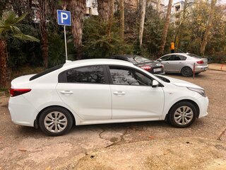 2017 Kia Rio IV, белый, 1250000 рублей, вид 2