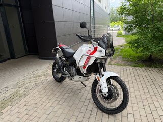 2022 Ducati DesertX, белый, 1400000 рублей, вид 2