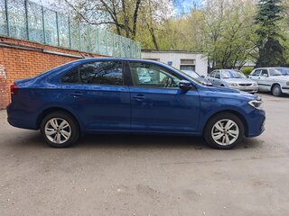 2020 Volkswagen Polo VI, синий, 1300000 рублей, вид 4