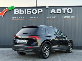 2018 Volkswagen Tiguan II, чёрный, 2199000 рублей, вид 2