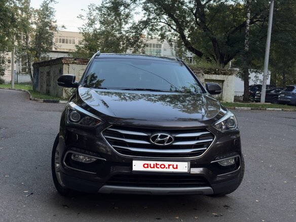 2017 Hyundai Santa Fe III Рестайлинг, коричневый, 2750000 рублей - вид 3