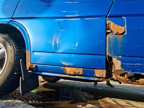 2001 Volkswagen Multivan T4, синий, 700000 рублей - вид 15