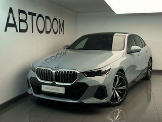 2025 BMW 5 серии 530i xDrive VIII (G60/G61/G68), серый, 8990000 рублей, вид 1