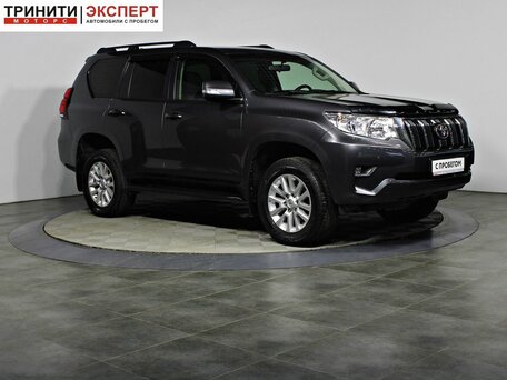 2018 Toyota Land Cruiser Prado 150 Series Рестайлинг 2, серый, 4398000 рублей, вид 3