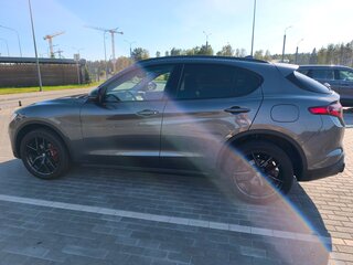 2020 Alfa Romeo Stelvio I Рестайлинг, серый, 2450000 рублей, вид 3