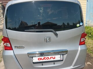 2010 Honda Freed I, серый, 865000 рублей, вид 3