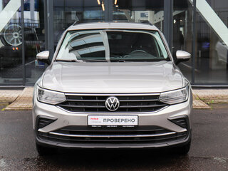2021 Volkswagen Tiguan II Рестайлинг, серебристый, 2600000 рублей, вид 2
