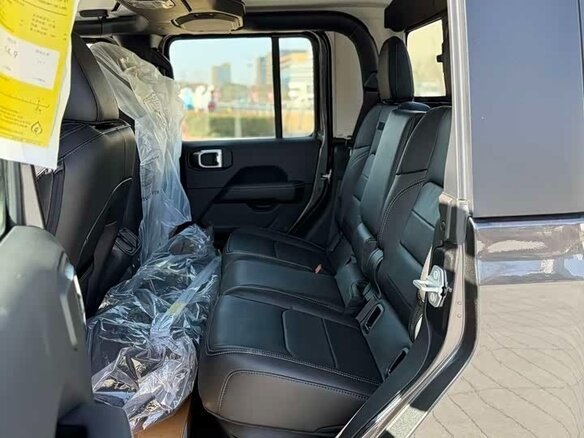 2026 Jeep Gladiator II (JT) Рестайлинг, чёрный, 6980000 рублей - вид 18
