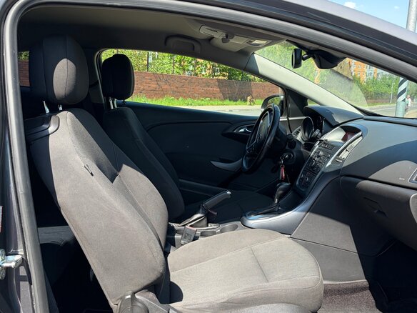 2012 Opel Astra GTC J Рестайлинг, серый - вид 9