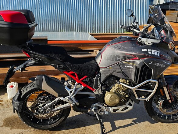 2021 Ducati Multistrada V4, красный, 2100000 рублей - вид 6
