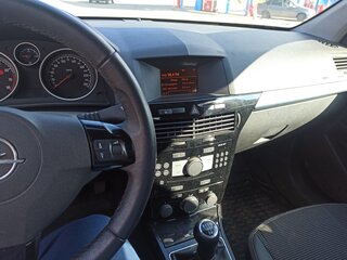 2008 Opel Astra H Рестайлинг, чёрный, 600000 рублей, вид 5
