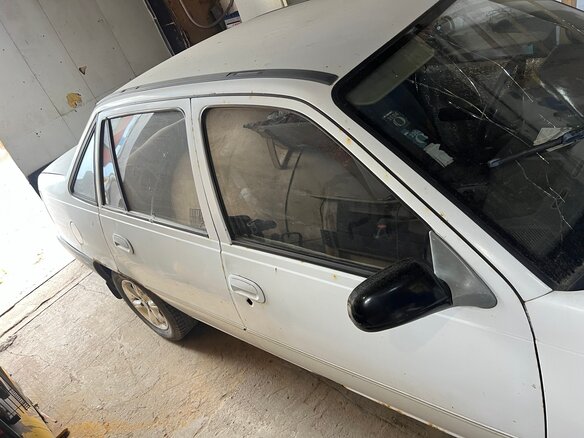 1996 Daewoo Nexia I, белый, 80000 рублей - вид 3