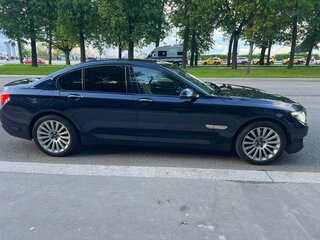 2012 BMW 7 серии 730d xDrive V (F01/F02/F04) Рестайлинг, синий, 2500000 рублей, вид 3