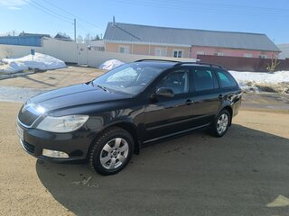 2010 Skoda Octavia II (A5) Рестайлинг, чёрный, 760000 рублей, вид 1