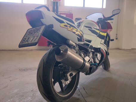 1996 Honda CBR 600F, красный, 290000 рублей, вид 4