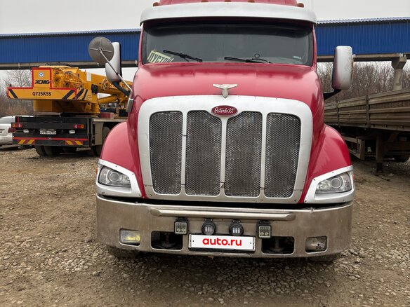 2004 Peterbilt 387, красный, 1700000 рублей - вид 9