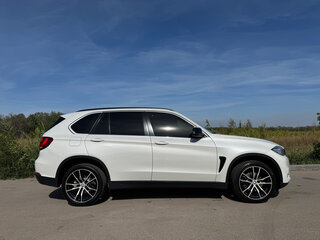 2015 BMW X5 25d III (F15), белый, 2700000 рублей, вид 4