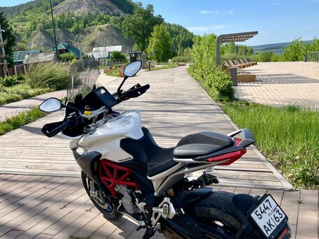2016 MV Agusta Turismo Veloce 800, белый, 700000 рублей, вид 5