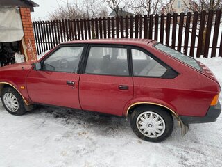 1991 Москвич 2141-01, красный, 350000 рублей, вид 4