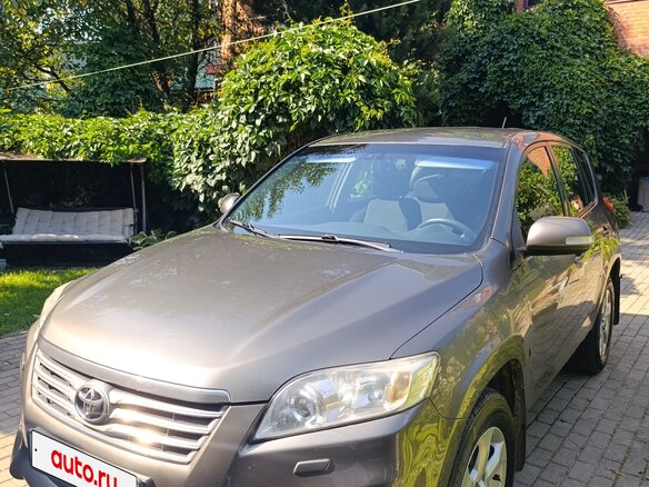 2011 Toyota RAV4 III (XA30) Рестайлинг, бежевый