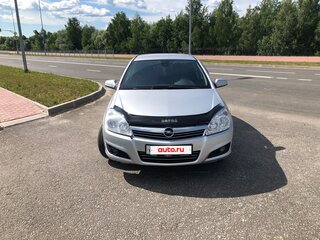 2011 Opel Astra H Рестайлинг, серебристый, 640000 рублей, вид 1