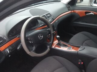 2008 Mercedes-Benz E-Класс 220 III (W211, S211) Рестайлинг, чёрный, 1150000 рублей, вид 5