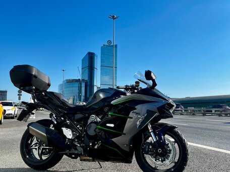 2020 Kawasaki Ninja H2 SX, серый, 1650000 рублей, вид 5