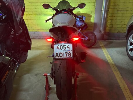 2019 BMW S 1000 RR, белый, 1900000 рублей, вид 4
