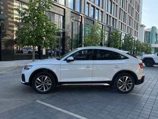 2022 Audi Q5 Sportback 45 TFSI I (FY), белый, 5500000 рублей, вид 1