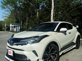 2017 Toyota C-HR I, белый, 2050000 рублей, вид 1