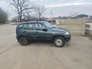 2018 Chevrolet Niva I Рестайлинг, серый, 735000 рублей, вид 2
