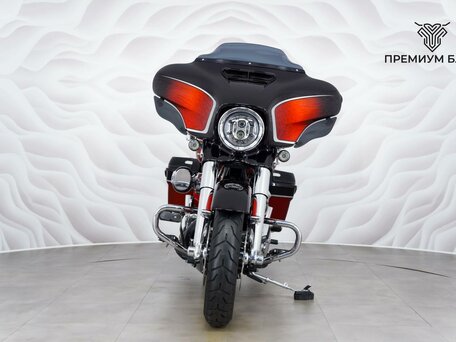 2021 Harley-Davidson CVO Street Glide, чёрный, 2749000 рублей, вид 4