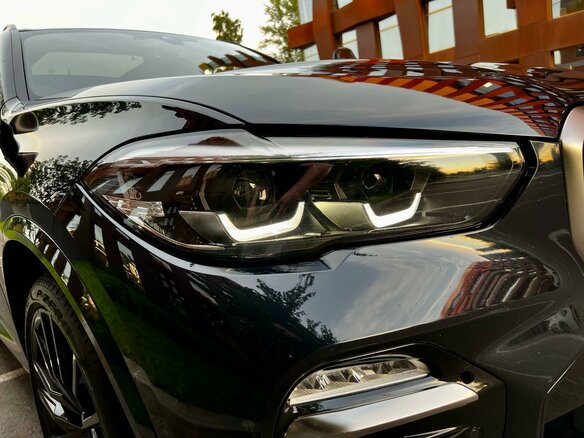 2019 BMW X5 M50d IV (G05/G18), чёрный, 7900000 рублей - вид 24