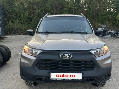 2022 Lada (ВАЗ) Niva Travel I, серый, 840000 рублей, вид 2